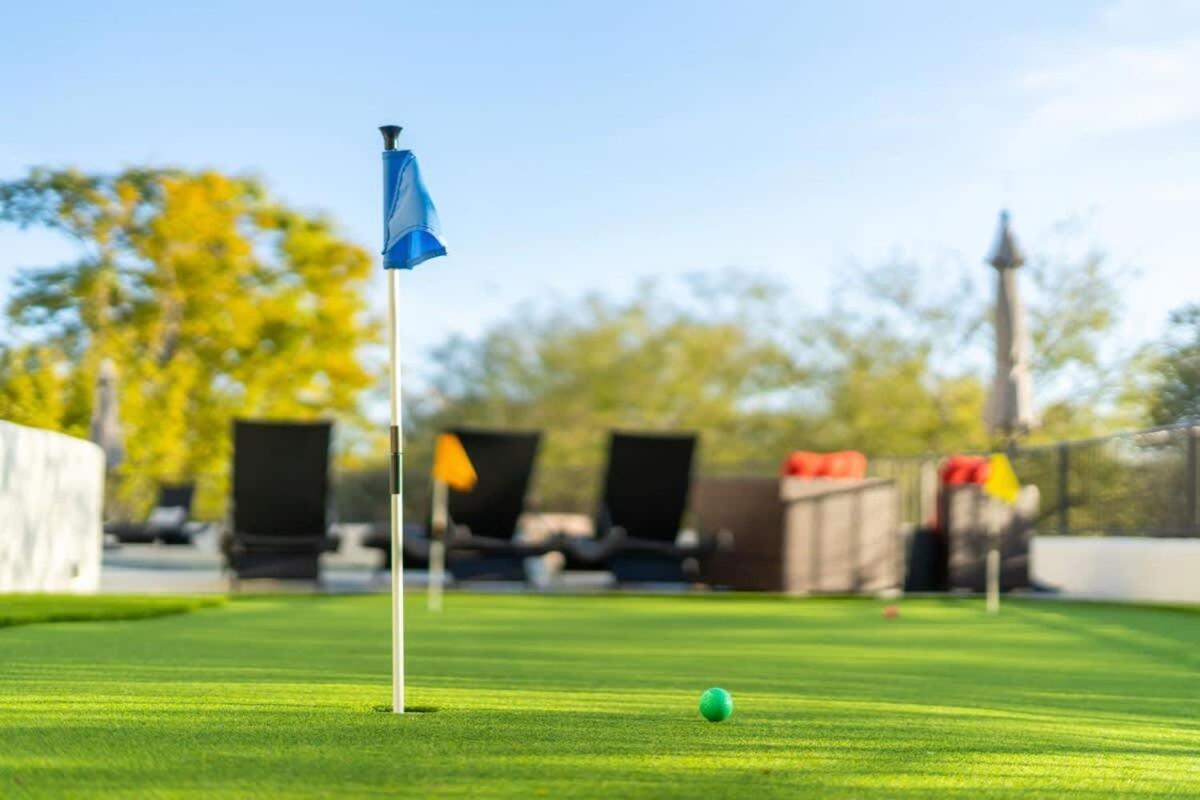 Golf Sim & Putting Green - Rooftop With 360 Views Villa Scottsdale Exterior photo